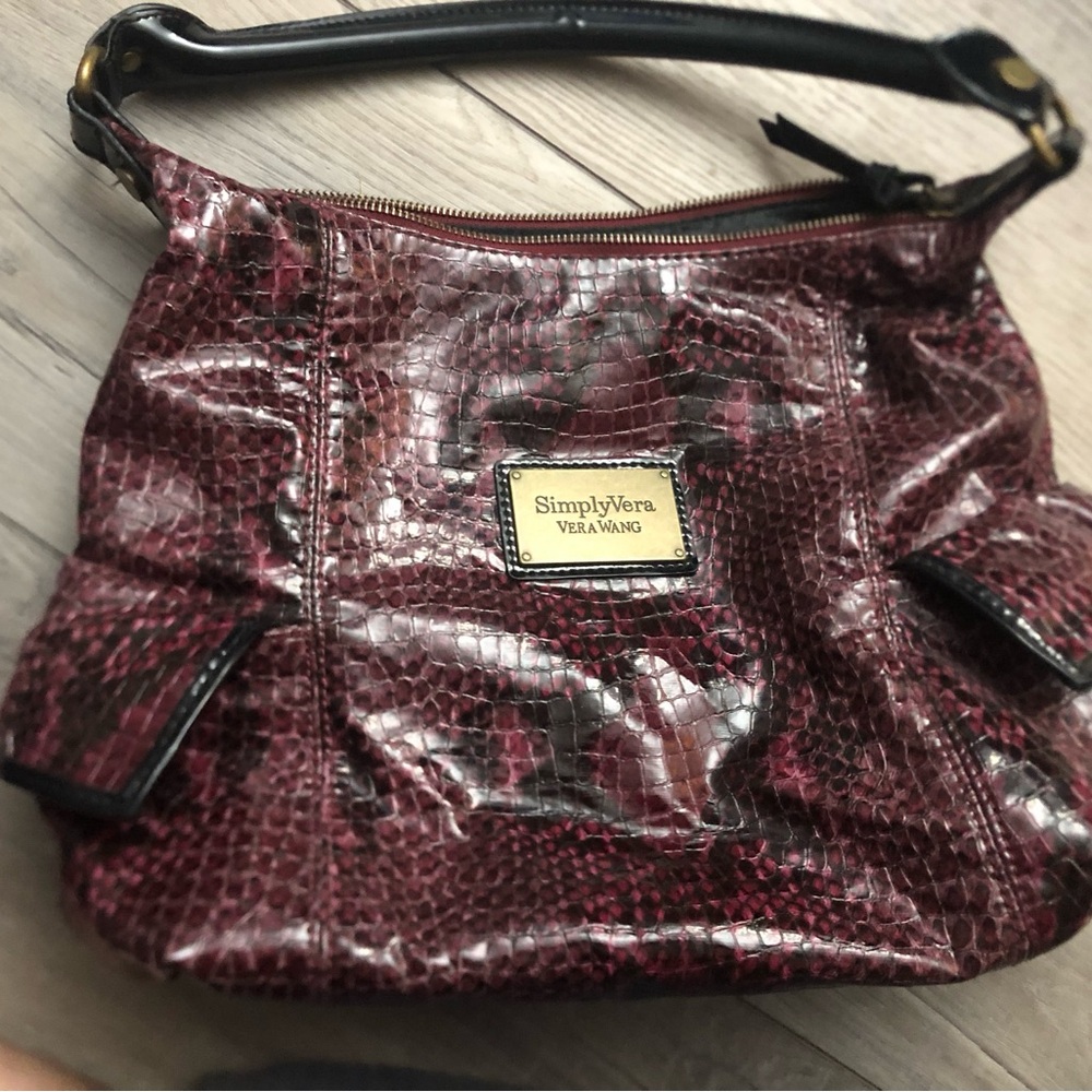 Vera Wang Simply Vera bag